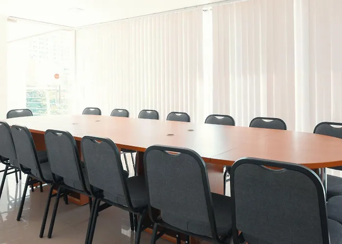 Hotel Travelbee Business